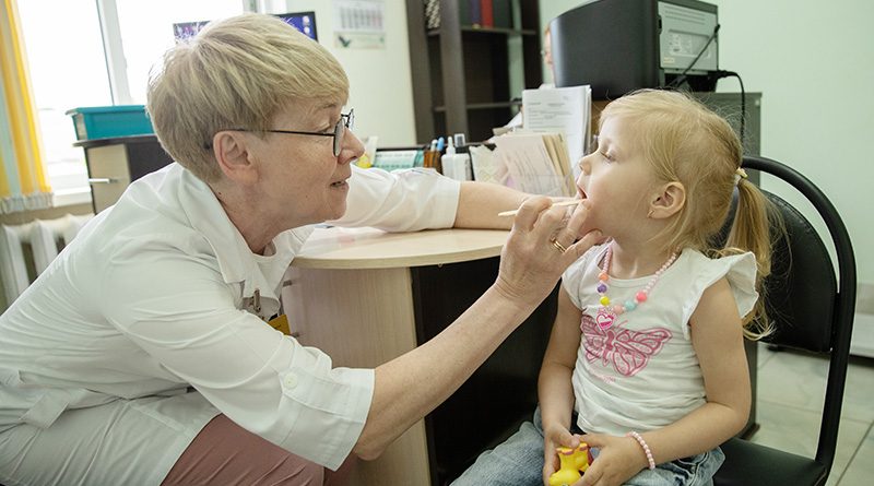«Свои медики». Работники сферы здравоохранения Клецкого района отмечают профессиональный праздник
